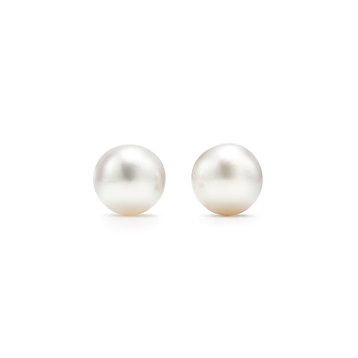 4.00 CTTW Cultured Pearl Earring in 18K Gold