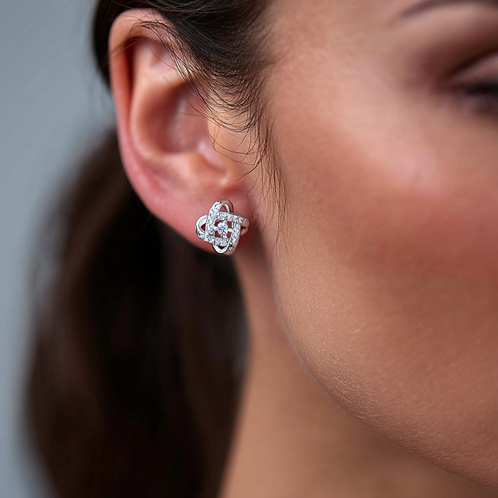 「新商品」に関するプレスリリース Love Silver Sterling Knot Swarovski with Earrings Stud アクセサリー