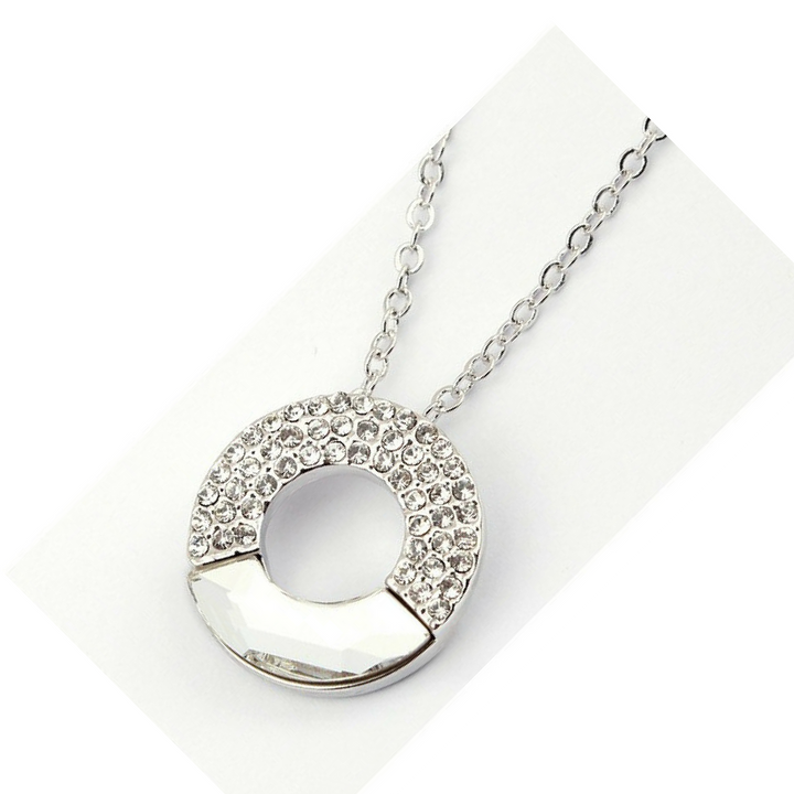14K White Gold Circle with crystals from Swarovski