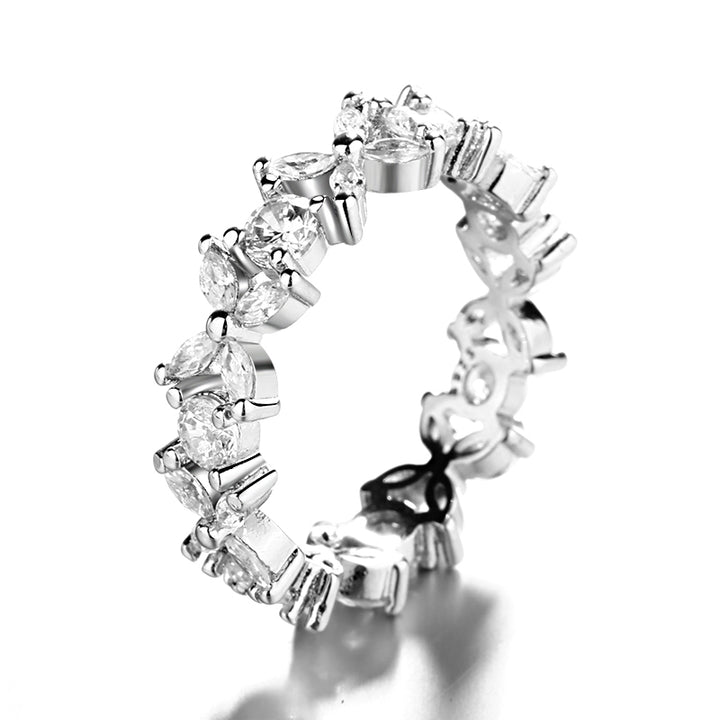 Sterling Silver Flower Ring with crystals from Swarovski