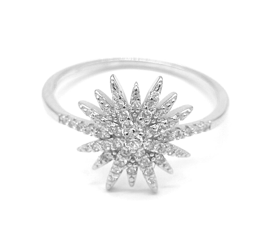 STAR RING W/CRYSTALS SILVER STAR RING W/CRYSTALS SILVER