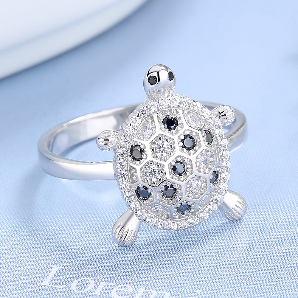 Sterling Silver Hawaiian Turtle ring with simulated diamonds