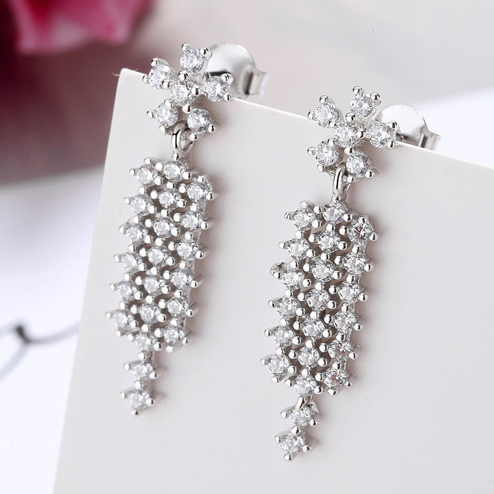 Sterling Silver Drop earring with crystals from Swarovski