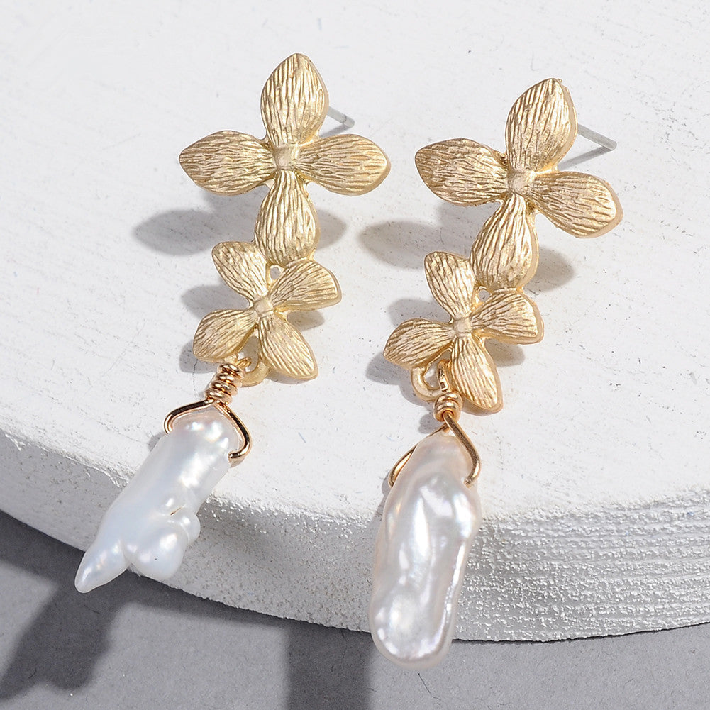 14K Gold Flower Dangle Earring with Synthetic Pearl