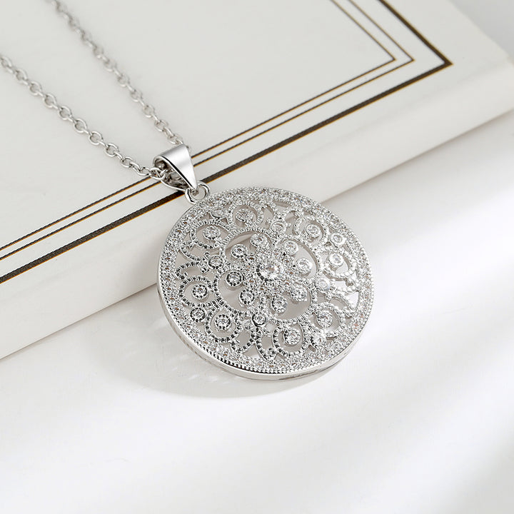 Sterling Silver Filigree Pendant Necklace with crystals from Swarovski